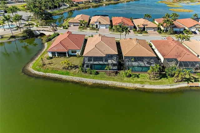 $998,900 | 106 Toscavilla Boulevard, Nokomis, FL 34275