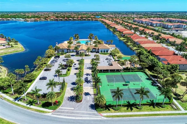 $998,900 | 106 Toscavilla Boulevard, Nokomis, FL 34275