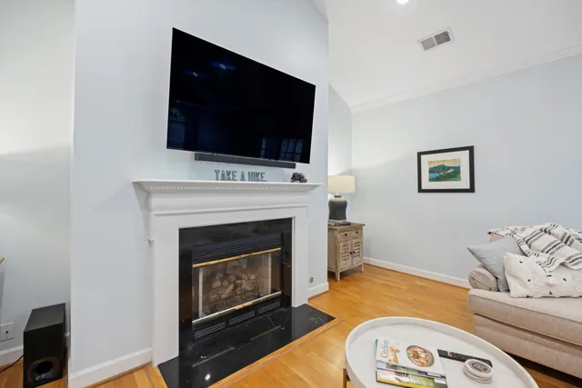 $549,900 | 1220 Bridgewater Lane, Chattanooga, TN 37405