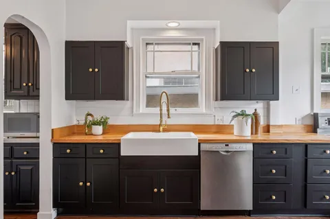 $712,000 | 5051 Lyndale Avenue South, Minneapolis, MN 55419