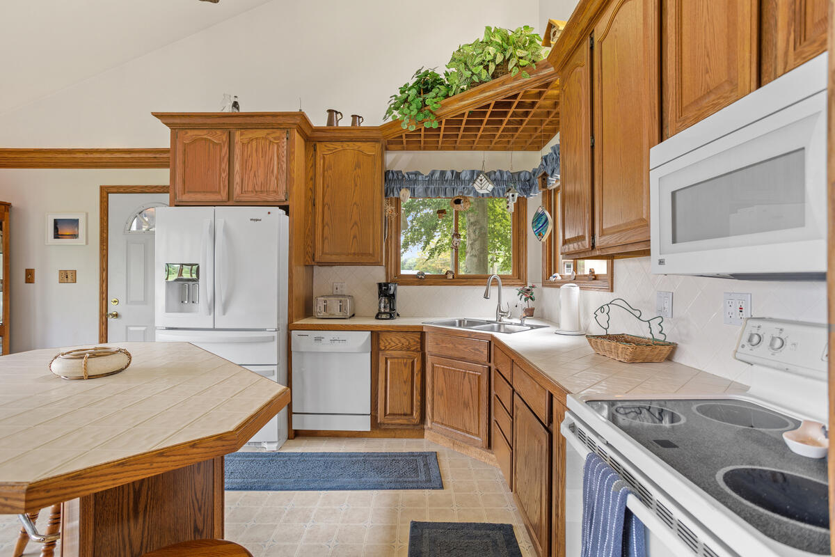 128 Wilmin Road Quincy, MI 49082 - Photo 15 of 37 Gallery Image 15