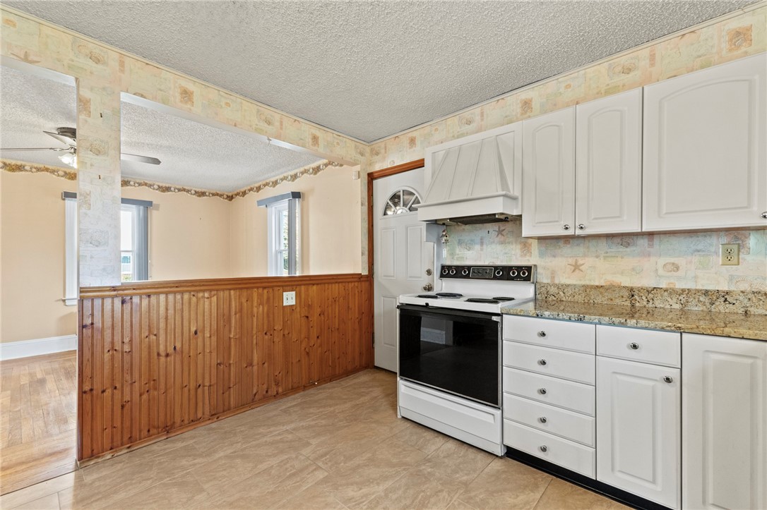 37 George Waterman Road Johnston, RI 02919 - Photo 13 of 27