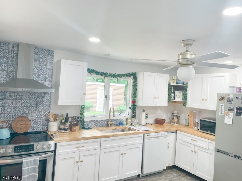 22 Flanders Road Budd Lake, NJ 07828 - Photo 2 of 11