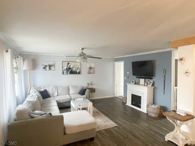 22 Flanders Road Budd Lake, NJ 07828 - Photo 3 of 11