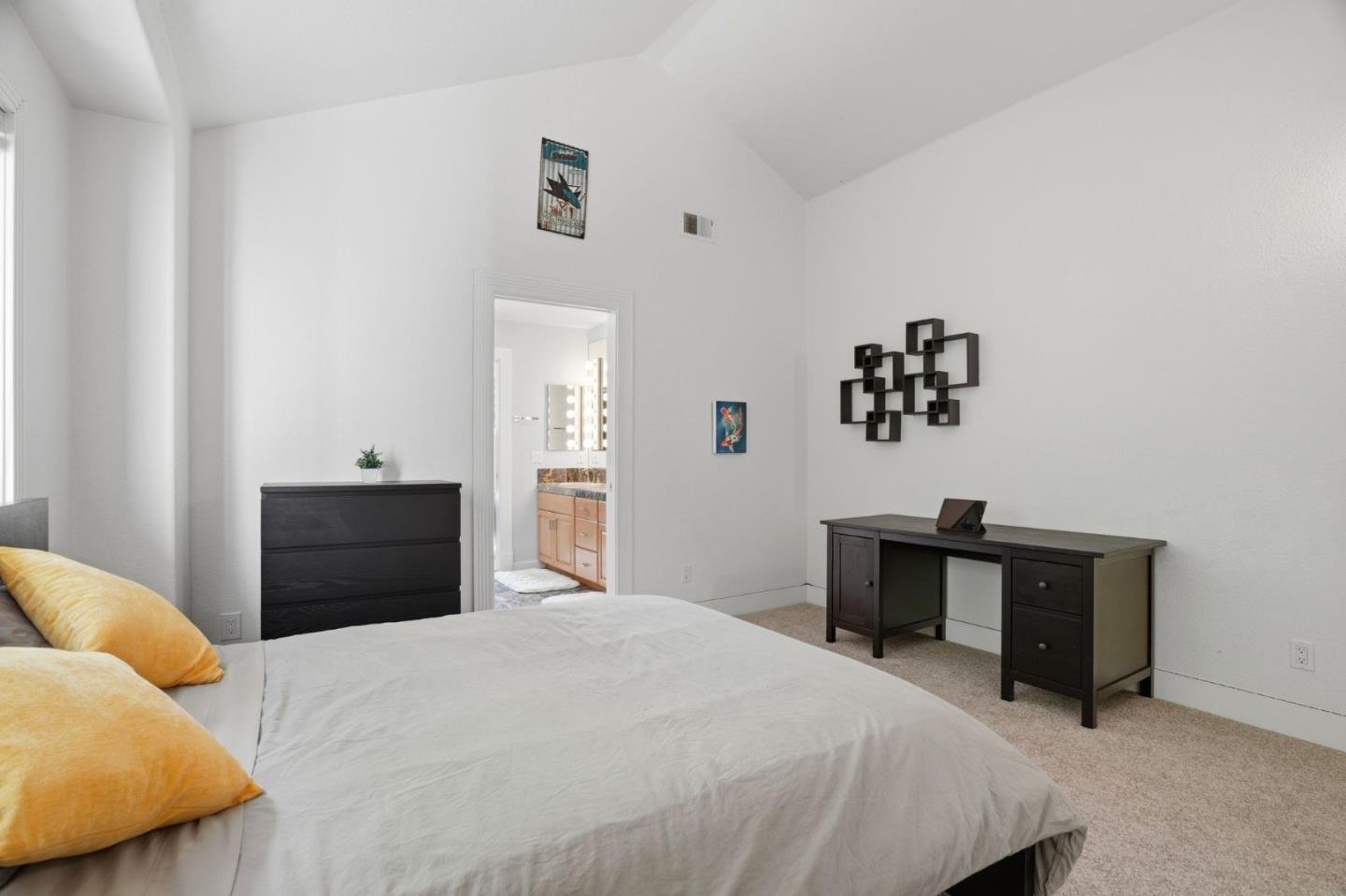24106 Deer Path Road Saratoga, CA 95070 - Photo 45 of 68