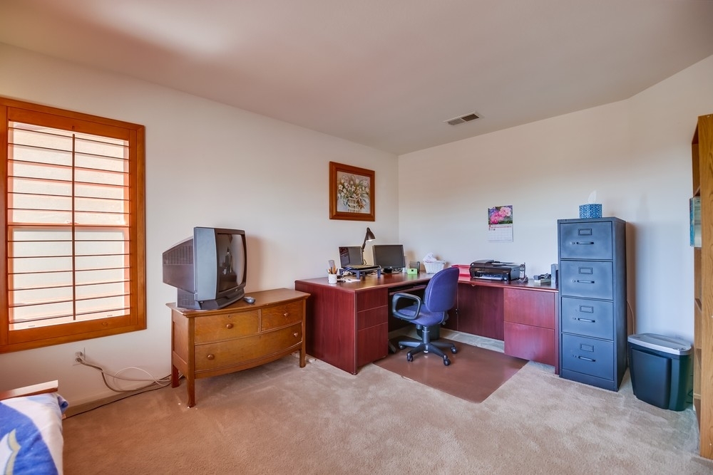 1762 Sierra Verde Road Chula Vista, CA 91913 - Photo 18 of 25 Gallery Image 18