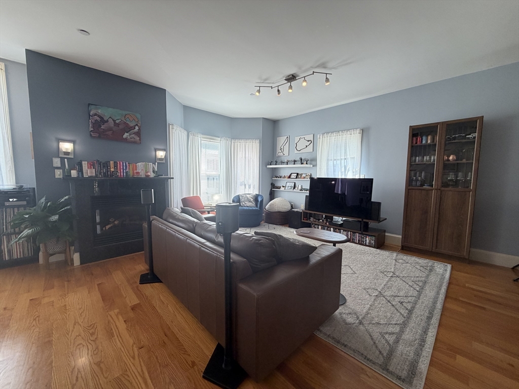 111 Pleasant Street, Unit 4 Boston, MA 02125 - Photo 3 of 19