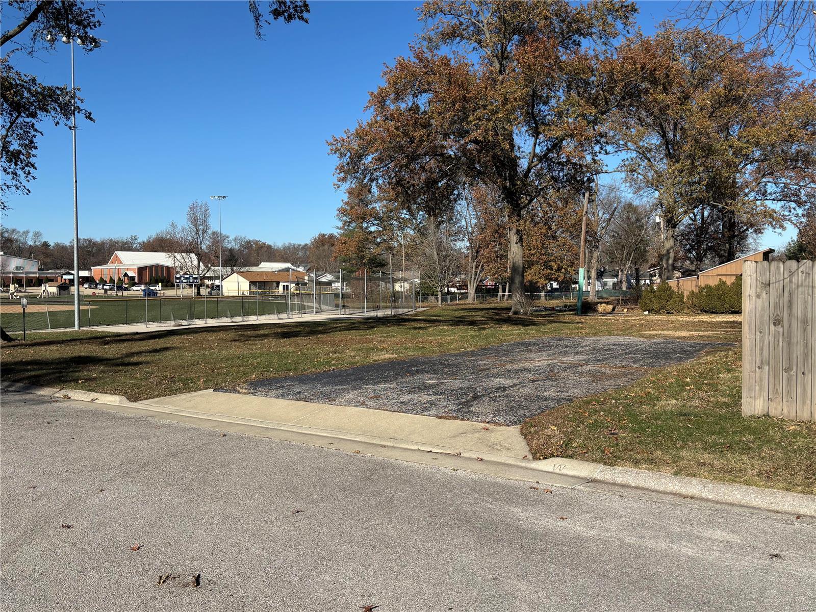 501 Maple Street Greenville, IL 62246 - Photo 35 of 38