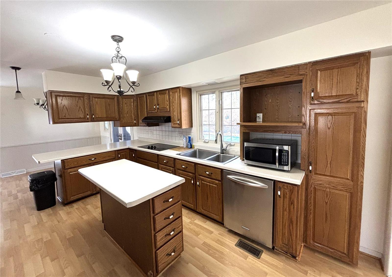 501 Maple Street Greenville, IL 62246 - Photo 8 of 38