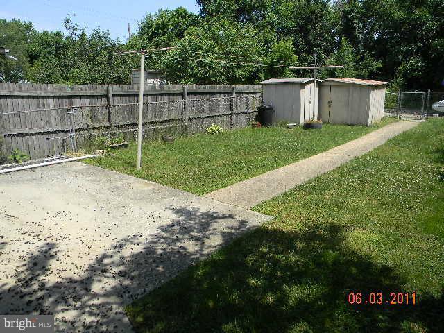 2033 Hollins Ferry Road Baltimore, MD 21230 - Photo 6 of 7 Exterior (Rear)