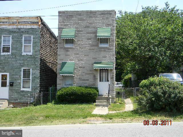 2033 Hollins Ferry Road Baltimore, MD 21230 - Photo 7 of 7 Exterior (Front)