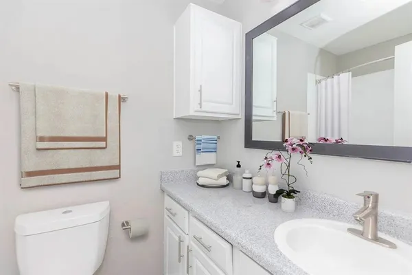 $940 | 21717 Inverness Forest Boulevard, Unit 2613, Houston, TX 77073