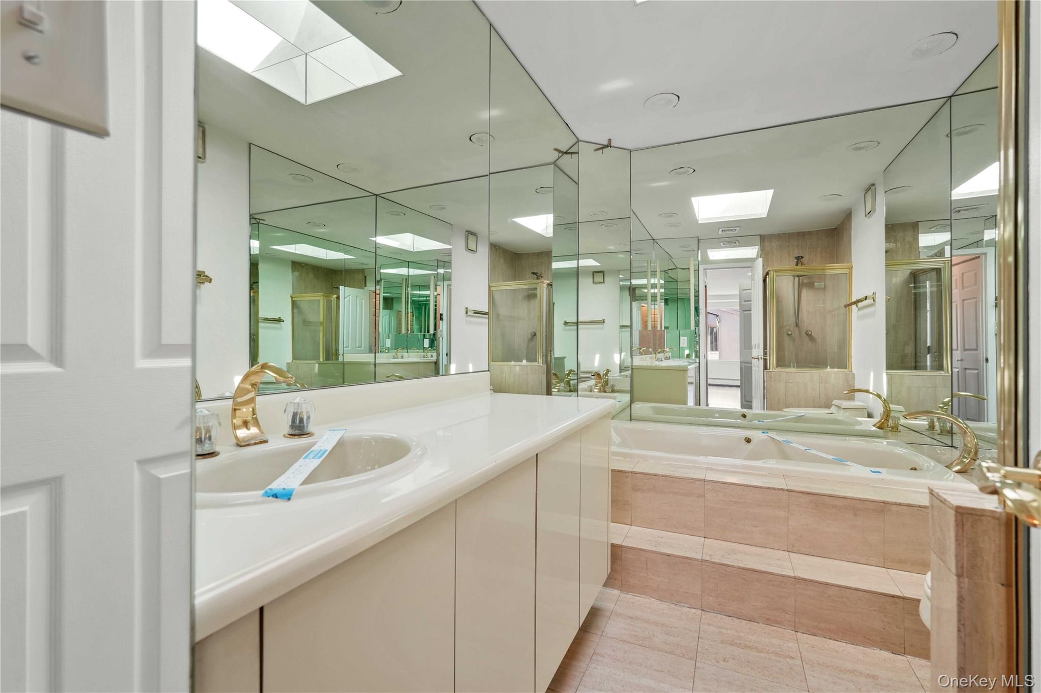 120-09 Riviera Court, Unit 10B Queens, NY 11356 - Photo 30 of 37
