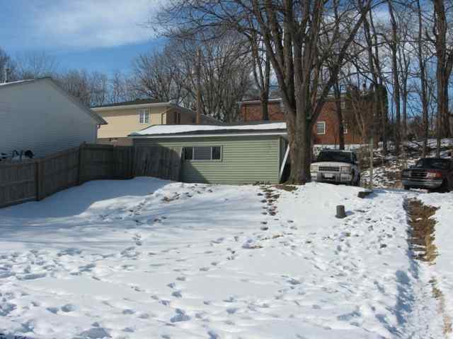 2410 Telegraph Road Davenport, IA 52804 - Photo 3 of 6 Gallery Image 3
