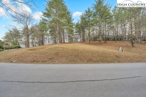 $125,000 | 30 R Valle Cay Drive, Vilas, NC 28692