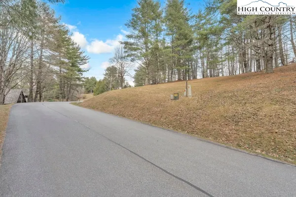 $125,000 | 30 R Valle Cay Drive, Vilas, NC 28692