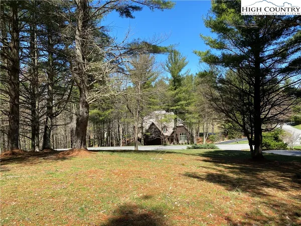 $125,000 | 30 R Valle Cay Drive, Vilas, NC 28692