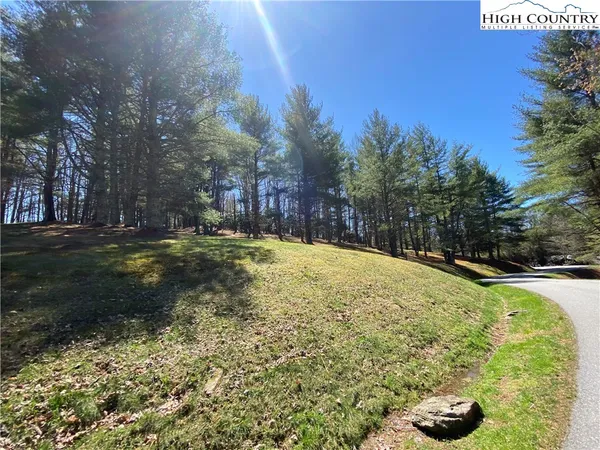 $125,000 | 30 R Valle Cay Drive, Vilas, NC 28692