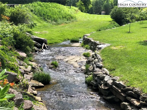 $125,000 | 30 R Valle Cay Drive, Vilas, NC 28692