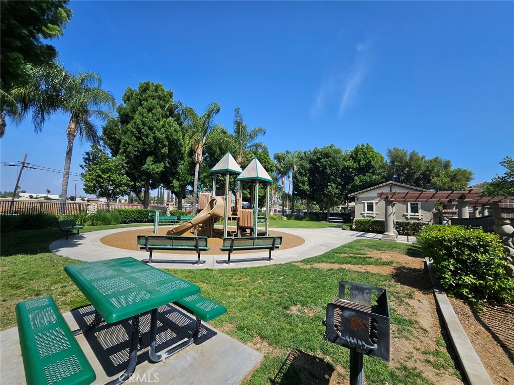 3874 Polk Street, Unit F Riverside, CA 92505 - Photo 23 of 23 Park in the community