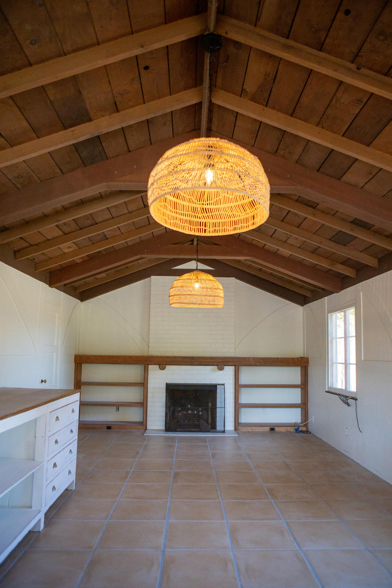 4395 Via Esperanza Santa Barbara, CA 93110 - Photo 16 of 23 a view of an empty room with a window