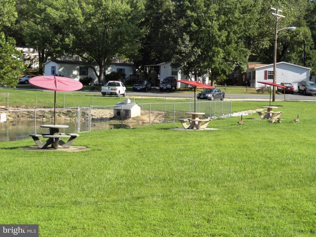 7810 Clark Road Jessup, MD 20794 - Photo 28 of 28 Community Picnic Area