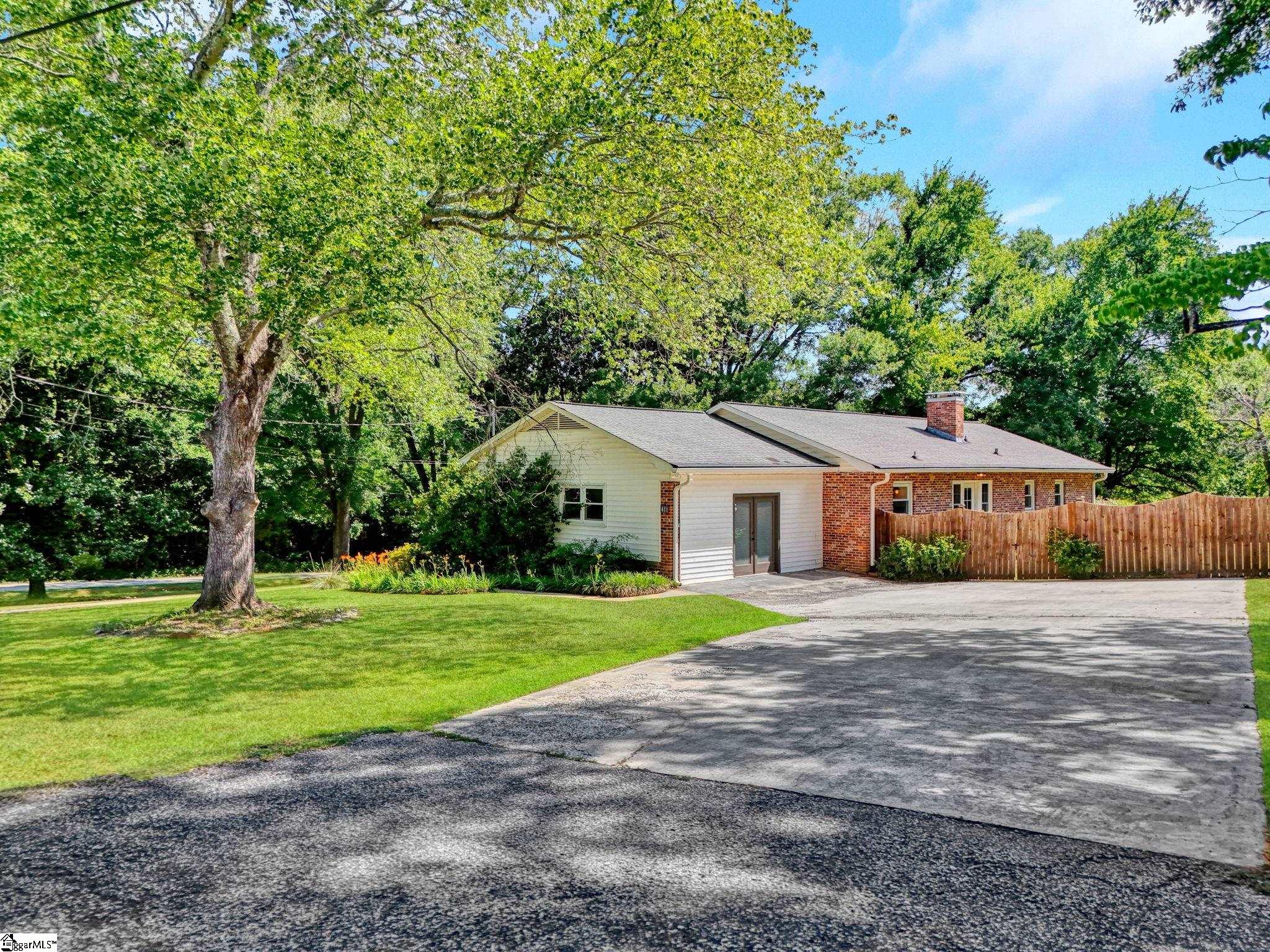 411 New Perry Road Greenville, SC 29617 - Photo 32 of 47 Gallery Image 32