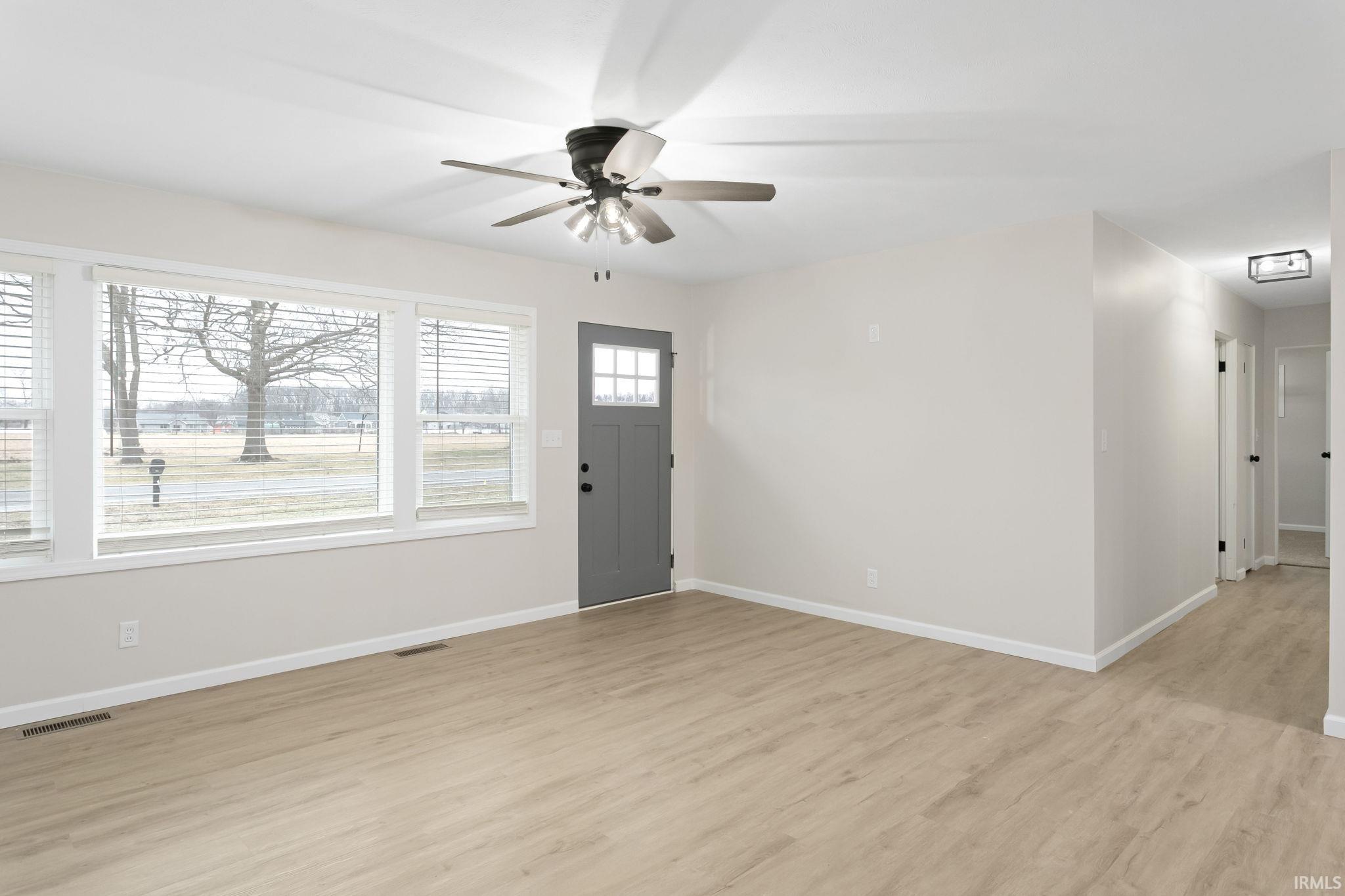 58031 Beech Road Osceola, IN 46561 - Photo 3 of 16 Gallery Image 3
