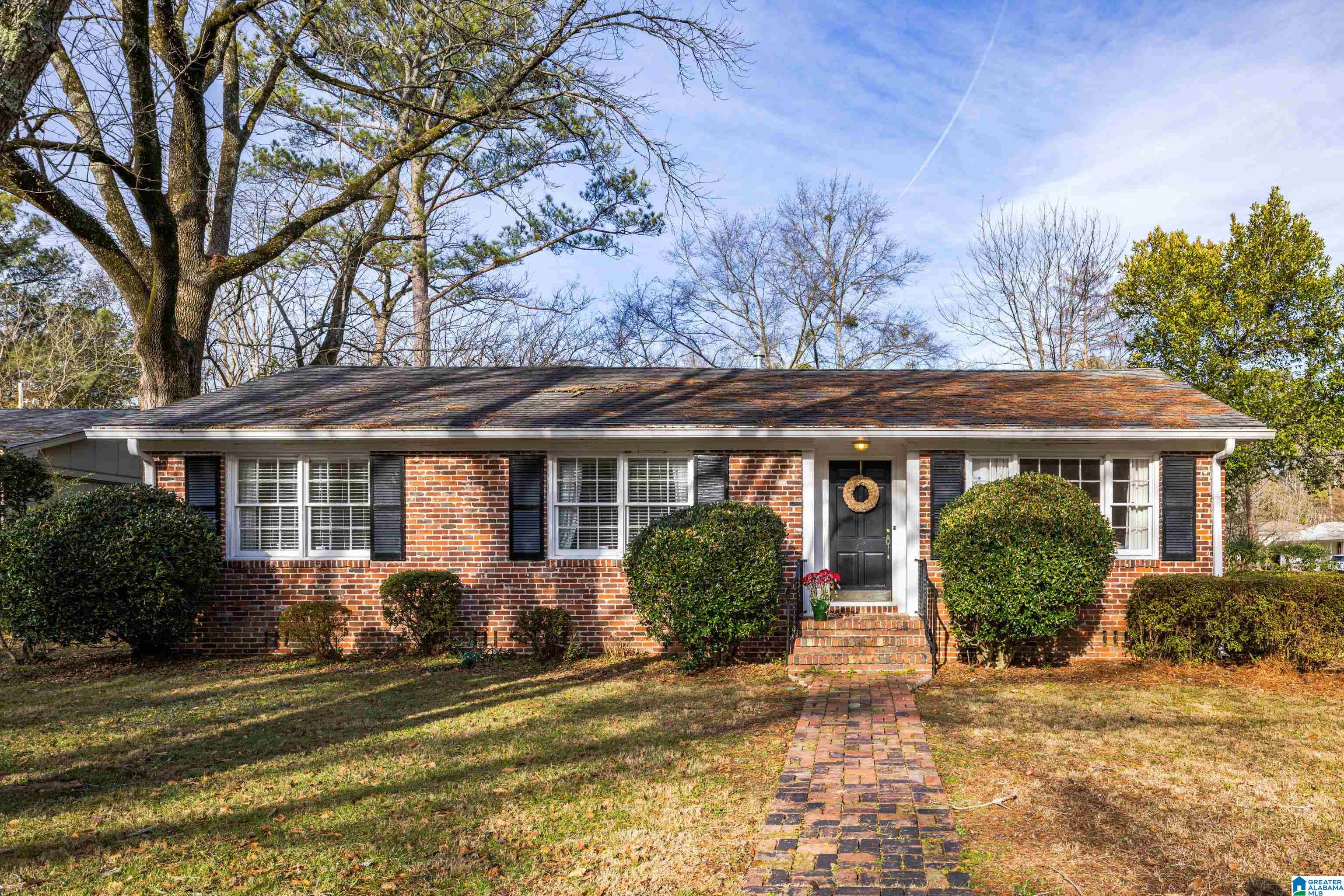 4260 MountainDale Road Birmingham, AL 35213 - Photo 1 of 36