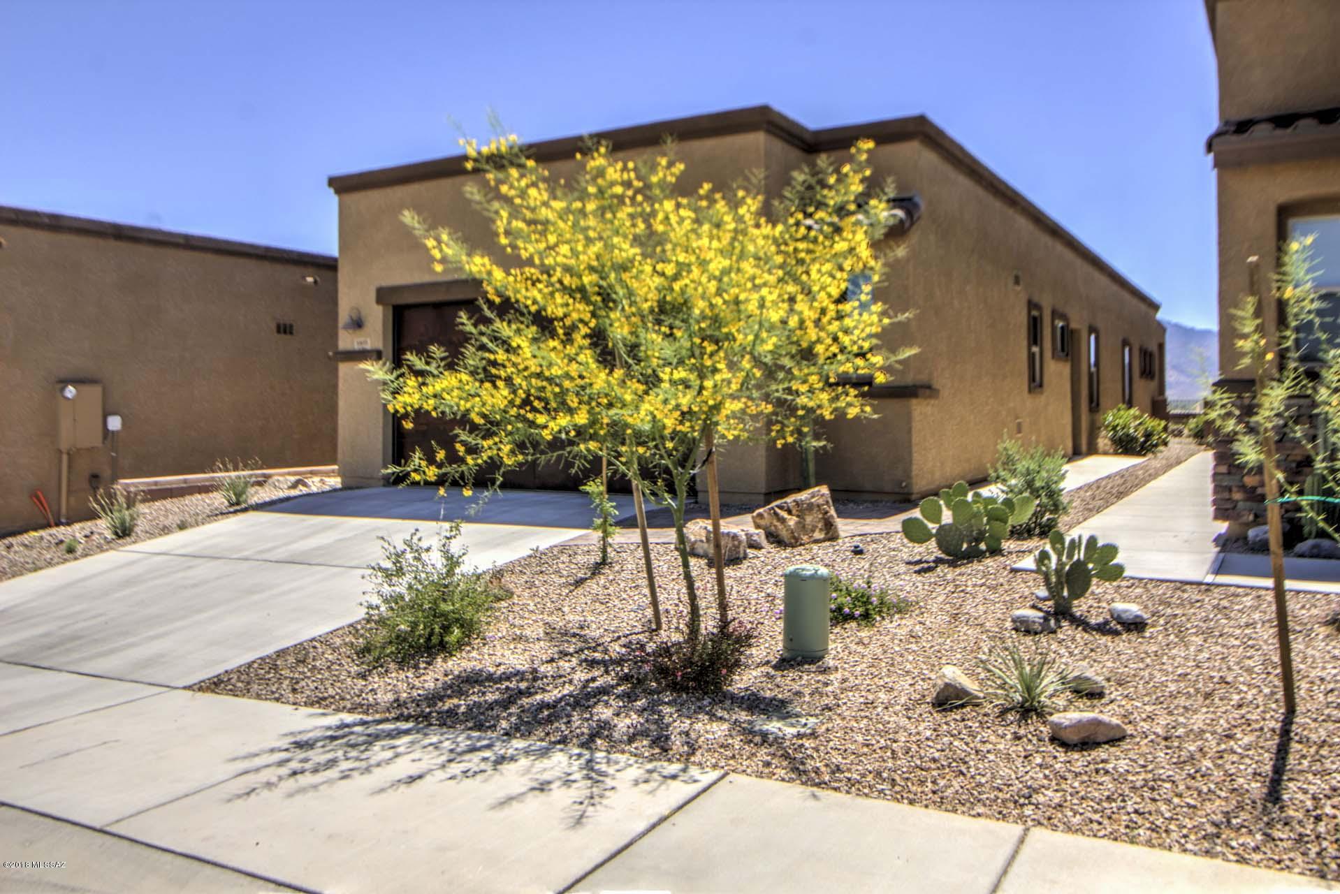 5805 Waynes Way Green Valley, AZ 85622 - Photo 9 of 30