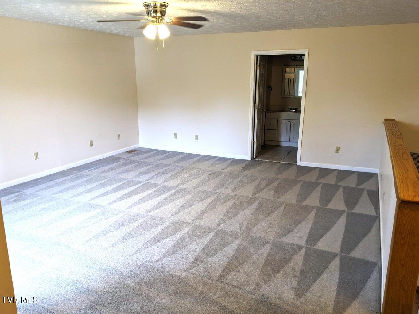 2482 Elk Way Newport, TN 37821 - Photo 19 of 36 25