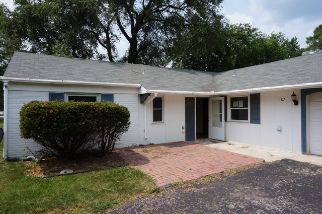 187 Seabury Road Bolingbrook, IL 60440 - Photo 2 of 14