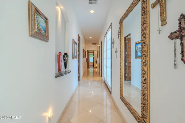 $1,399,500 | 311 East Wexford Cove, Phoenix, AZ 85020