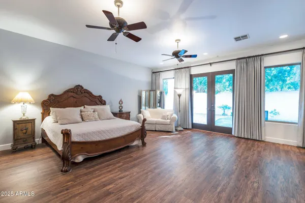 $1,399,500 | 311 East Wexford Cove, Phoenix, AZ 85020