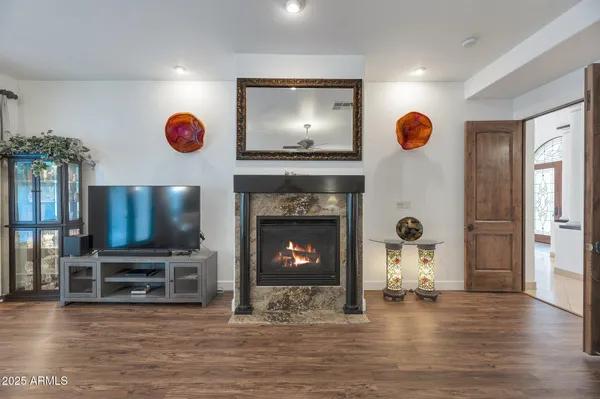 $1,399,500 | 311 East Wexford Cove, Phoenix, AZ 85020