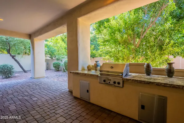 $1,399,500 | 311 East Wexford Cove, Phoenix, AZ 85020