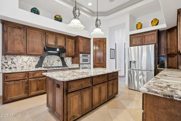 $1,399,500 | 311 East Wexford Cove, Phoenix, AZ 85020