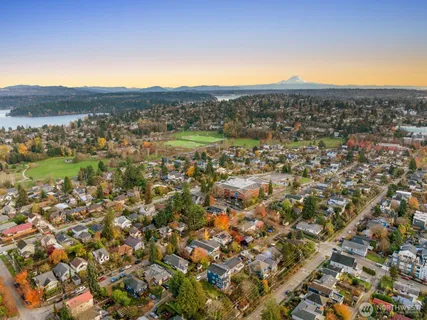 $820,000 | 4028 38th Avenue South, Seattle, WA 98118