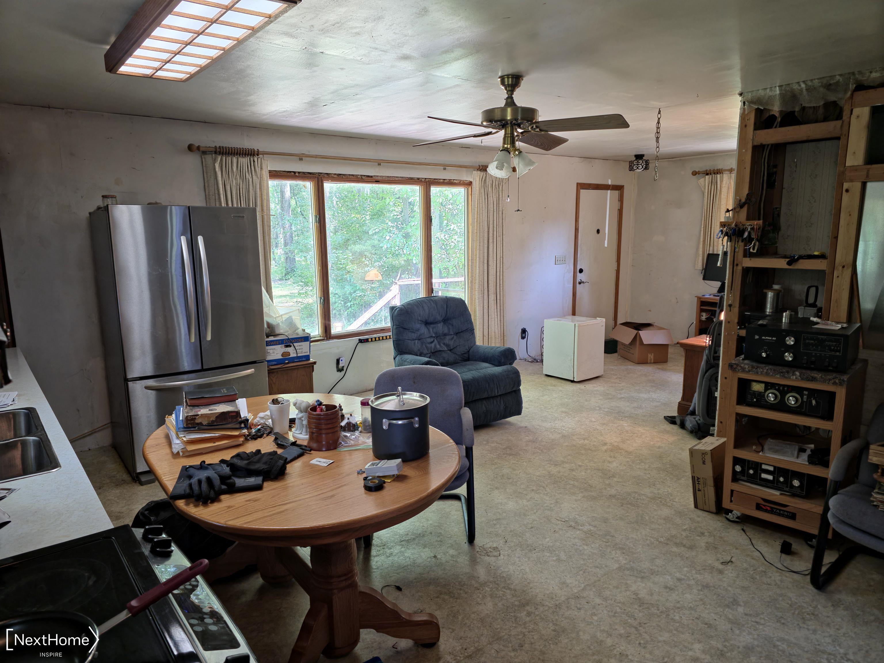 8199 Bray Road Vassar, MI 48768 - Photo 12 of 38