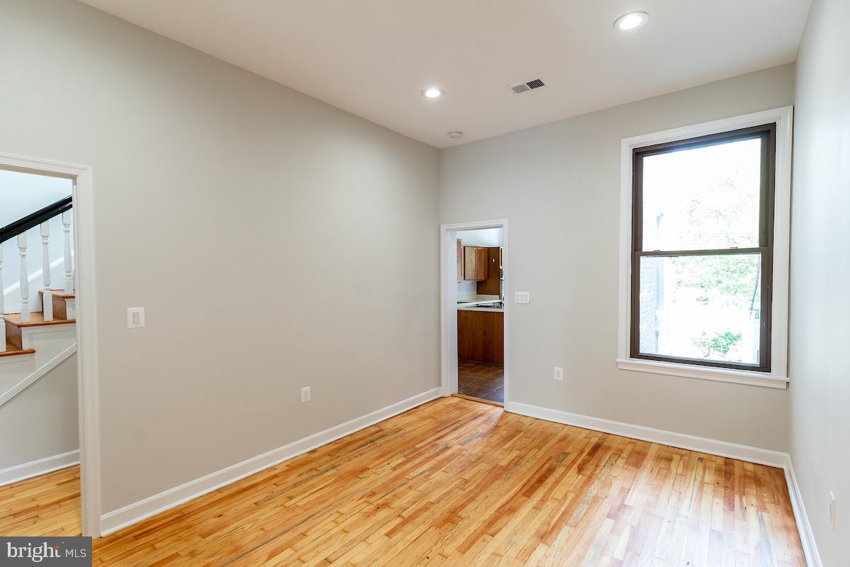 326 F Street Northeast Washington, DC 20002 - Photo 14 of 63