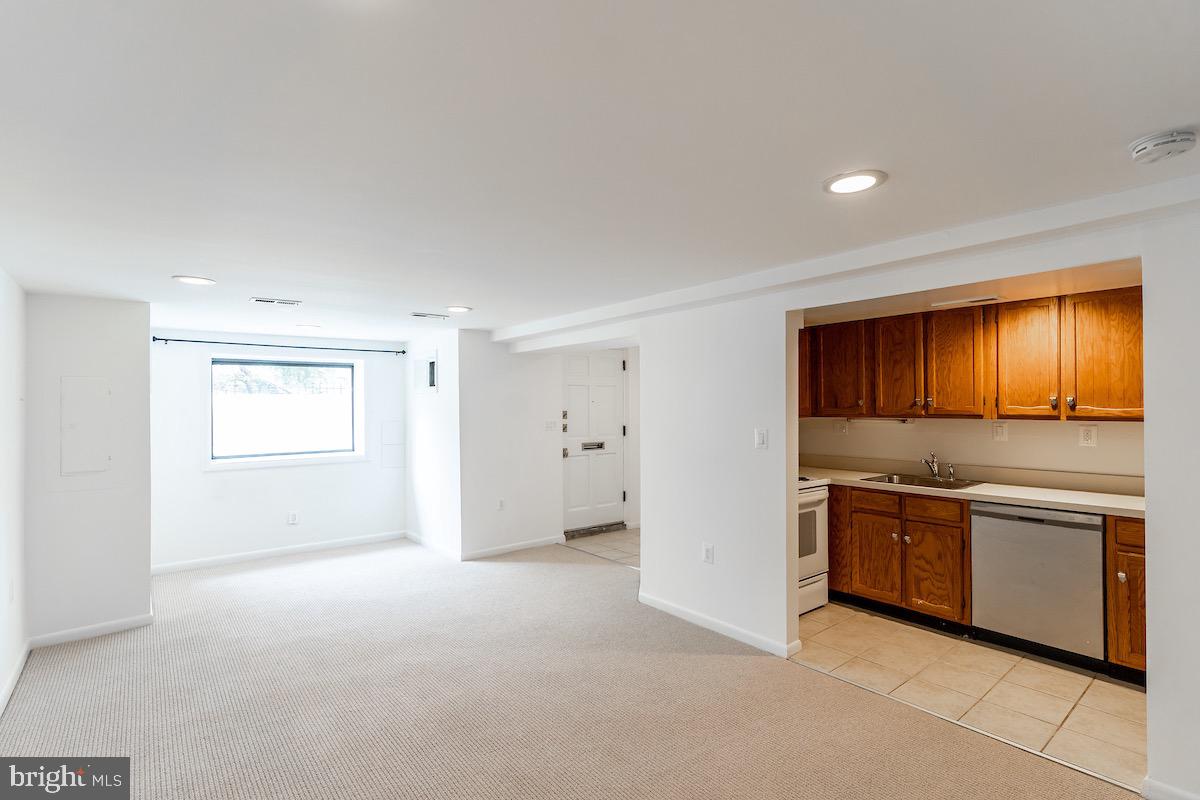 326 F Street Northeast Washington, DC 20002 - Photo 50 of 63