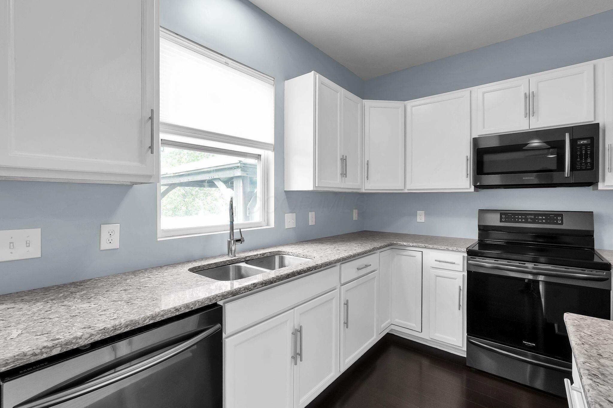 4945 Farview Road Columbus, OH 43231 - Photo 6 of 56 13-web-or-mls-4945-farview-rd