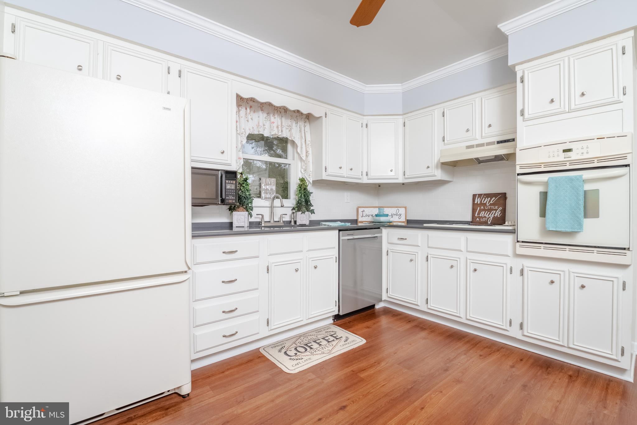 1816 Abelia Road Fallston, MD 21047 - Photo 14 of 48 Kitchen