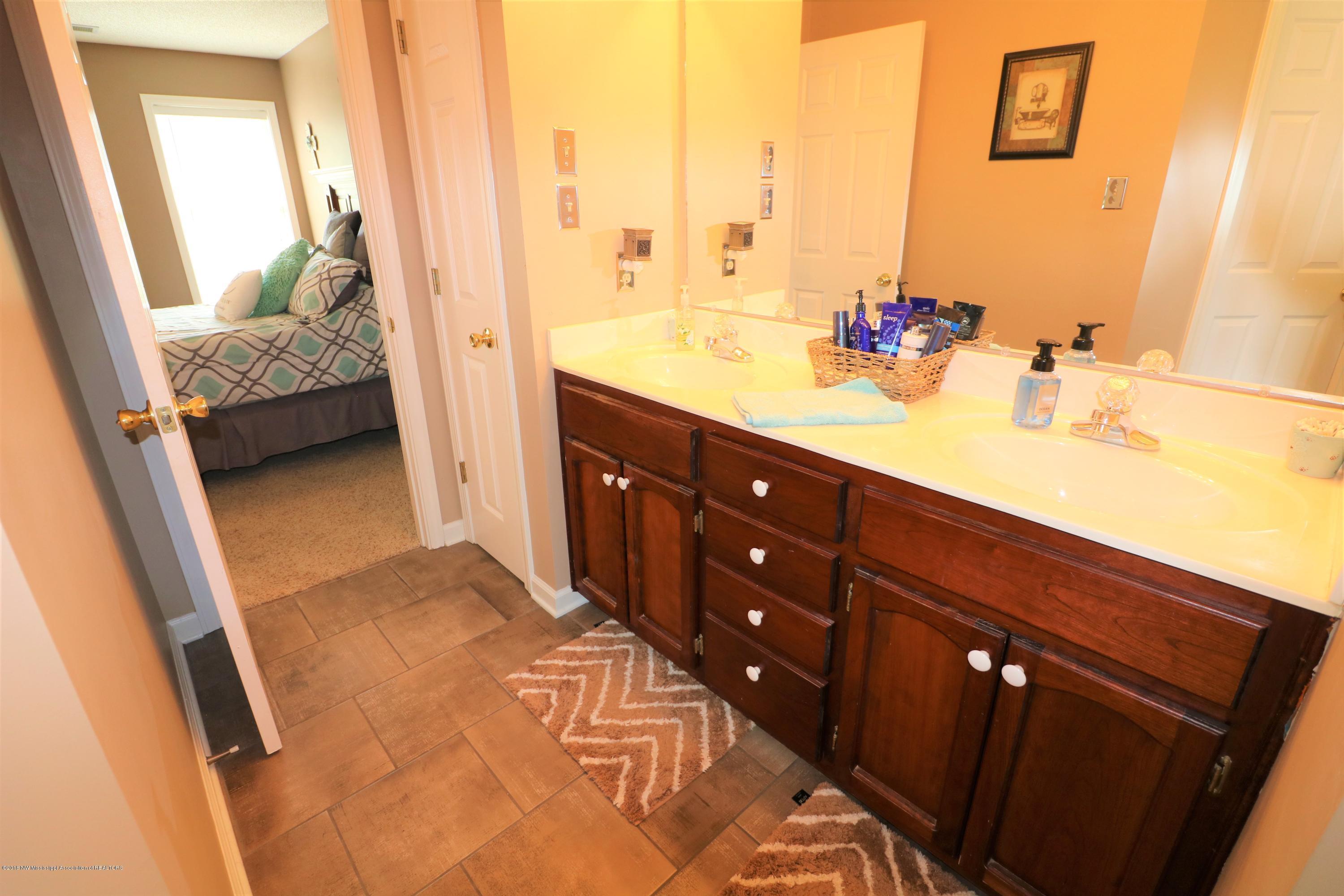 447 Timber Way South Hernando, MS 38632 - Photo 17 of 26 IMG_2666