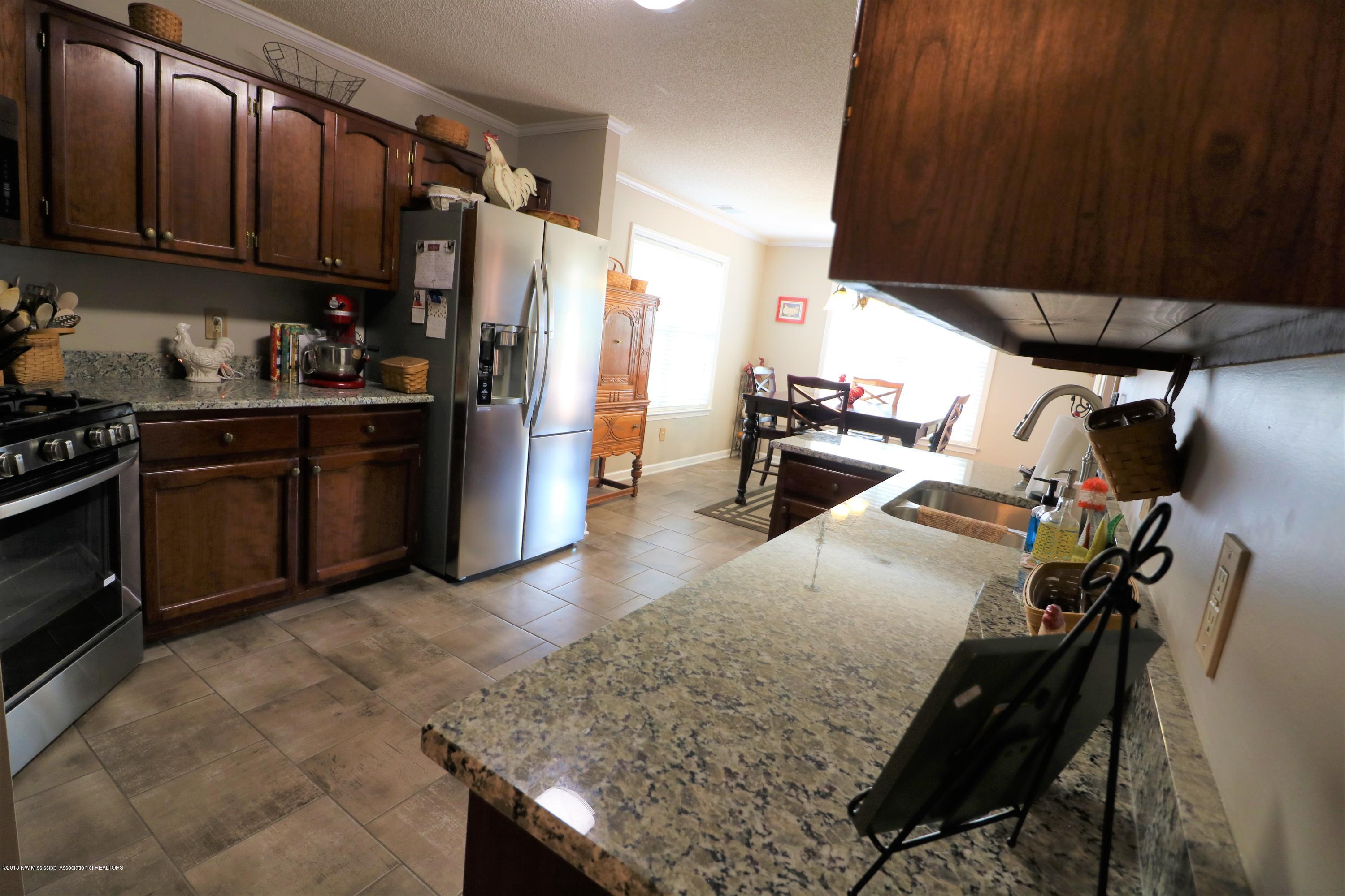 447 Timber Way South Hernando, MS 38632 - Photo 10 of 26 IMG_2646