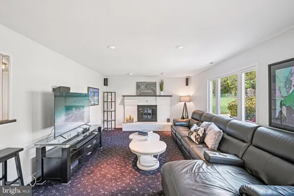 $649,900 | 2 Warwick Court, Mount Laurel, NJ 08054