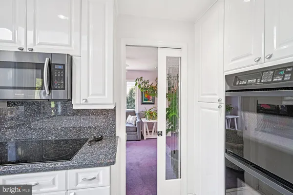 $649,900 | 2 Warwick Court, Mount Laurel, NJ 08054