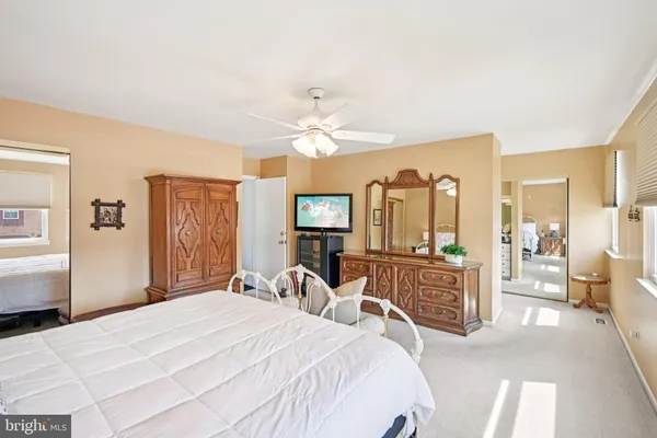 $649,900 | 2 Warwick Court, Mount Laurel, NJ 08054