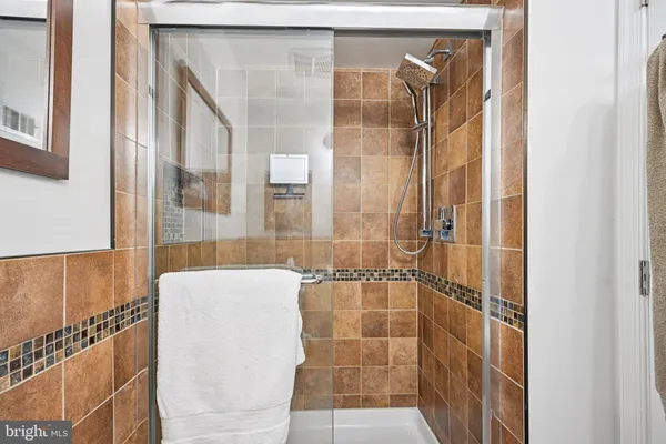 $649,900 | 2 Warwick Court, Mount Laurel, NJ 08054