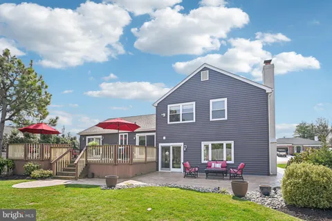 $649,900 | 2 Warwick Court, Mount Laurel, NJ 08054